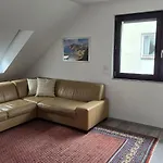 Duesseldorf Ratingen Naehe Messe Flughafen Uni Essen * Mintard
