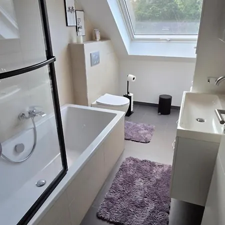 Duesseldorf Ratingen Naehe Messe Flughafen Uni Essen Apartmán