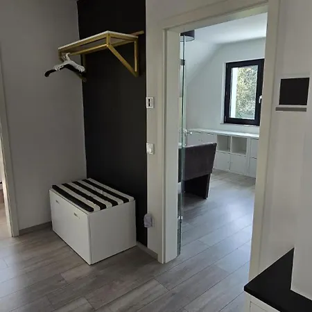 Apartmán Duesseldorf Ratingen Naehe Messe Flughafen Uni Essen *