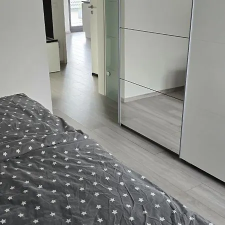 Duesseldorf Ratingen Naehe Messe Flughafen Uni Essen Apartmán