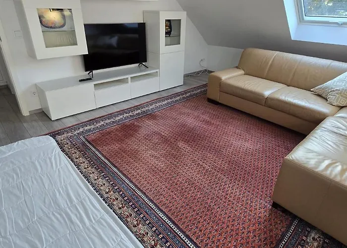 Duesseldorf Ratingen Naehe Messe Flughafen Uni Essen * Mintard