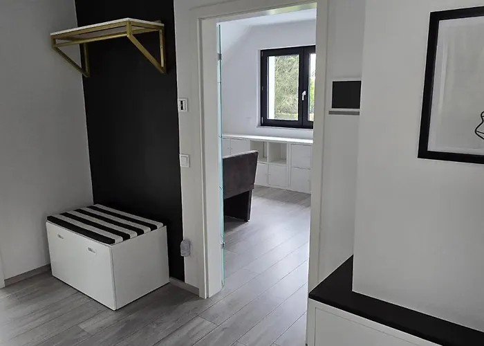 Duesseldorf Ratingen Naehe Messe Flughafen Uni Essen Mintard