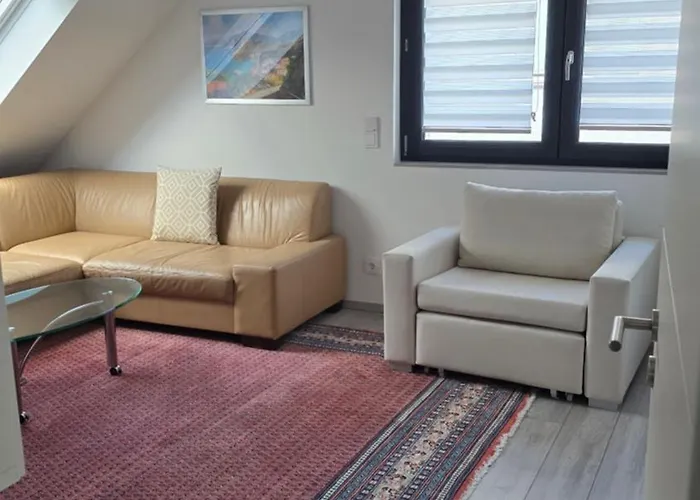 Duesseldorf Ratingen Naehe Messe Flughafen Uni Essen Mintard